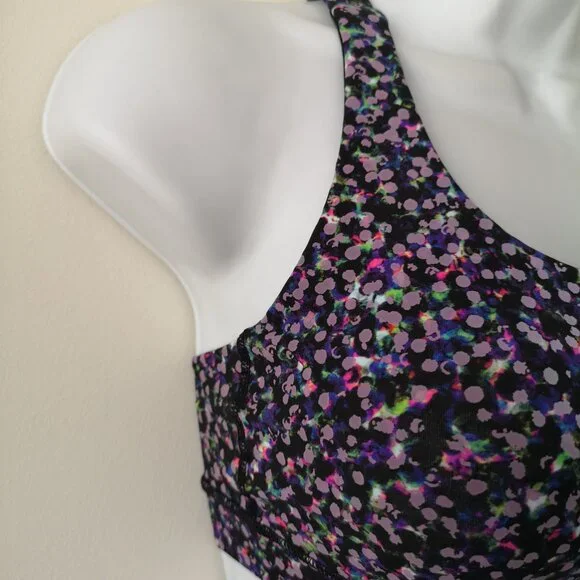 SOLD!  NWT LULULEMON SEAWHEEZE Reflective Print B/C Cup All Sport Energy Bra 4 - Picture 3 of 6